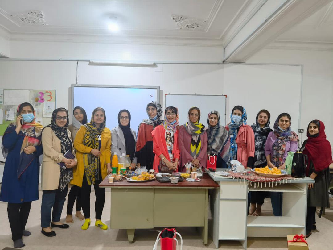 آموزش زبان انگلیسی در نازی‌آباد